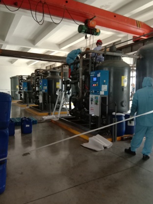 维修制氮机，换碳分子筛| China Carbon Molecular Sieve Co., Ltd